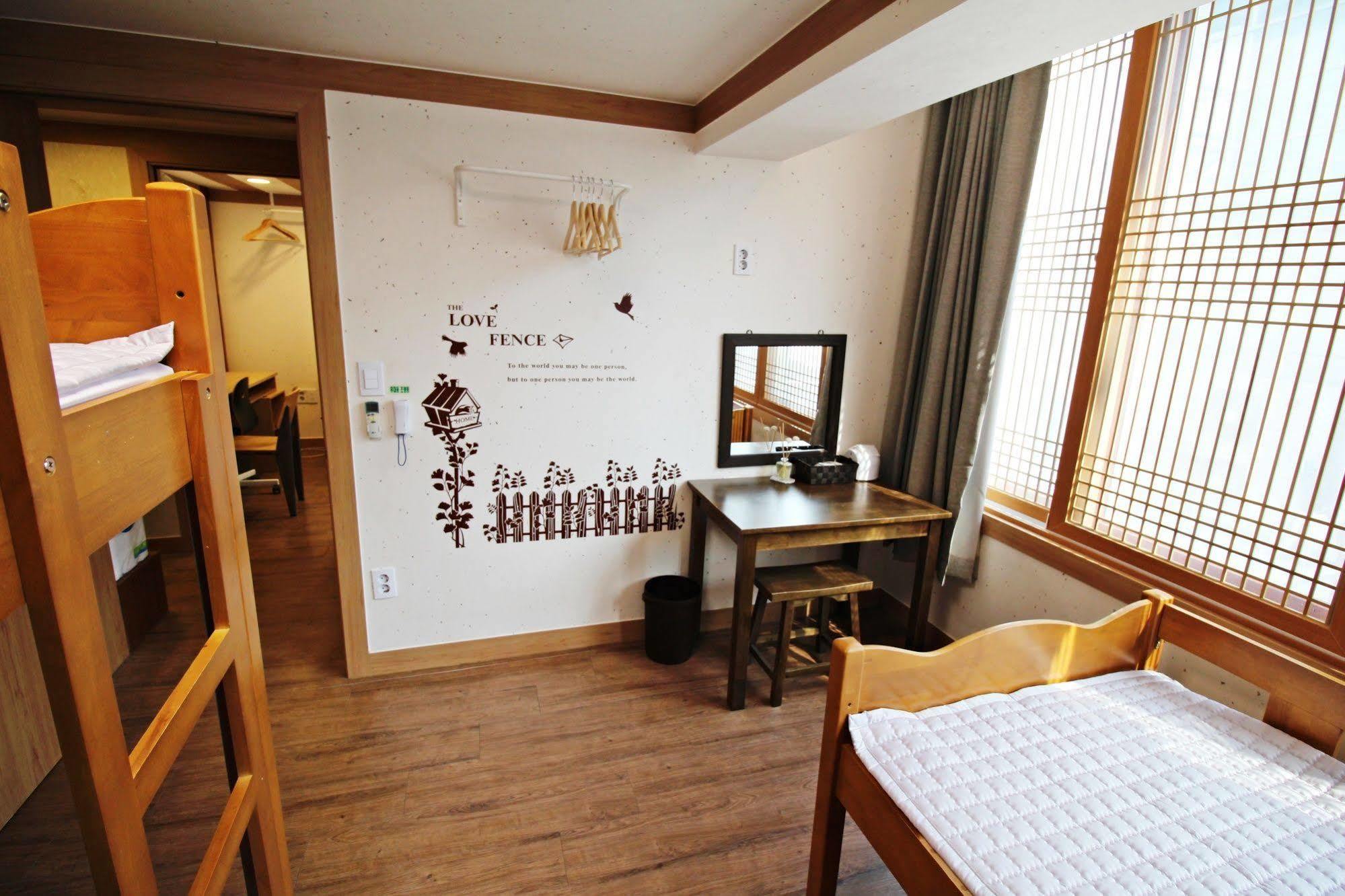 The Blossom Yeonnam Guesthouse Seul Exterior foto