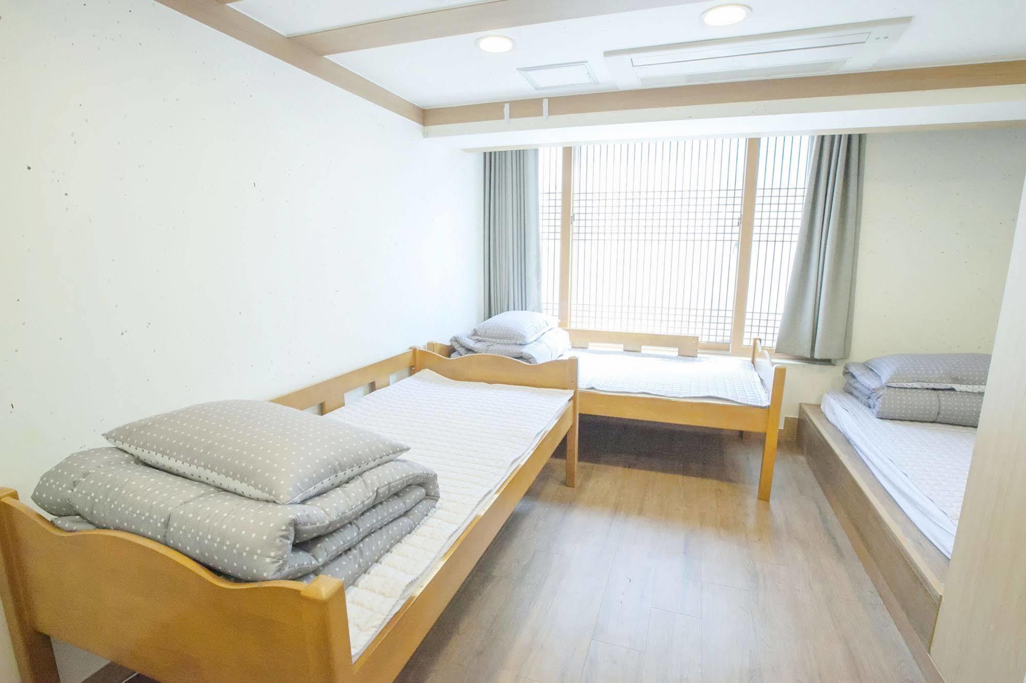 The Blossom Yeonnam Guesthouse Seul Exterior foto