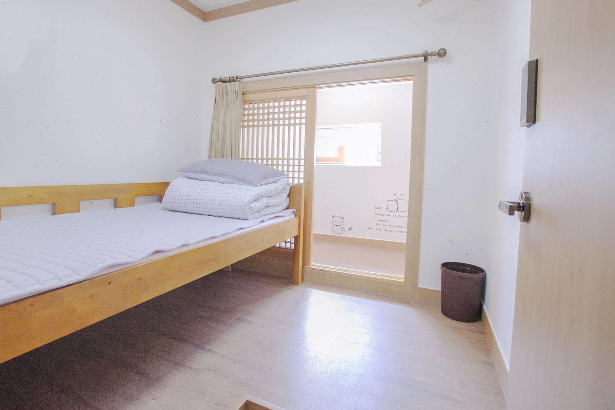 The Blossom Yeonnam Guesthouse Seul Exterior foto